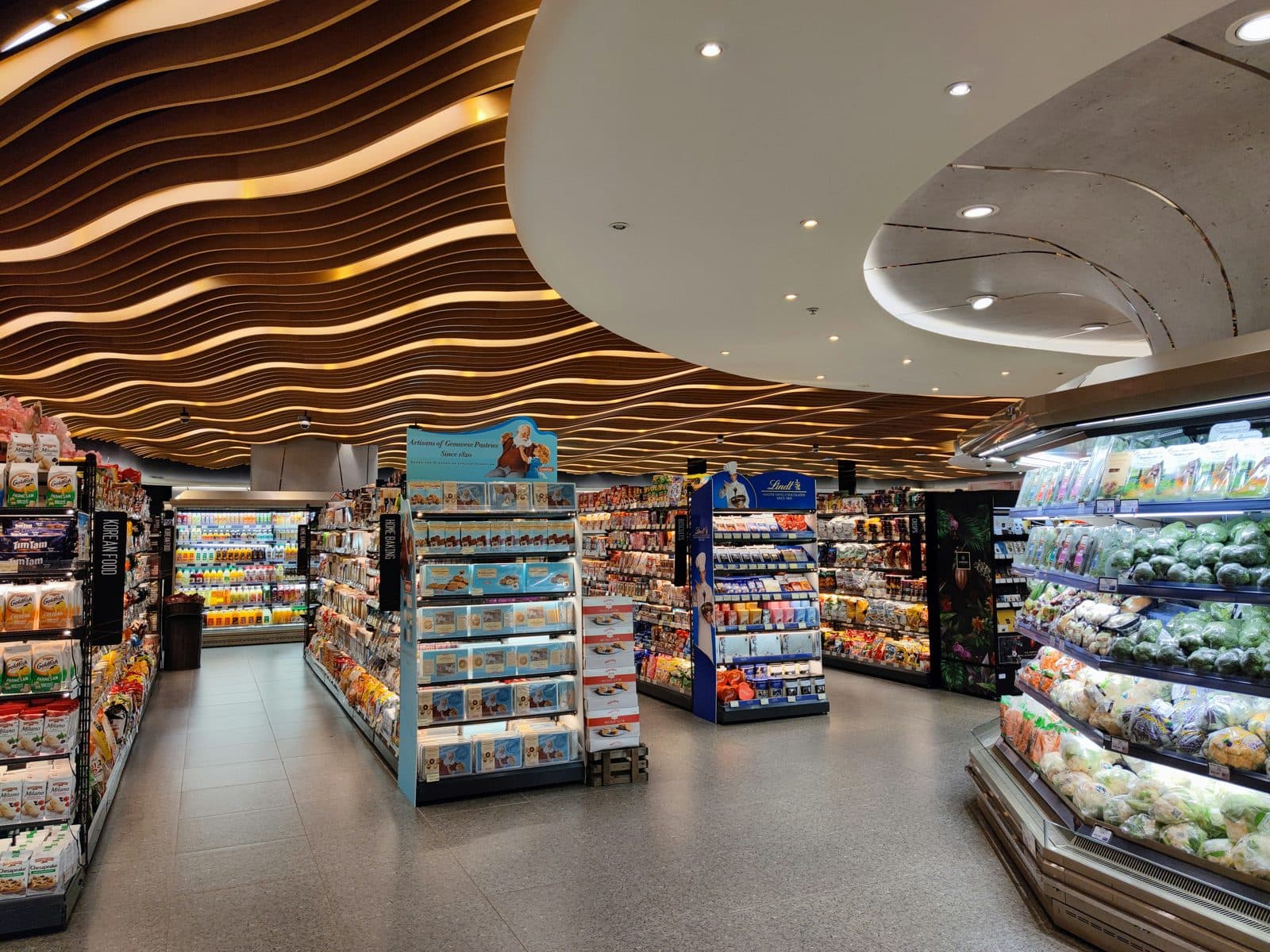 Retail & Leisure
